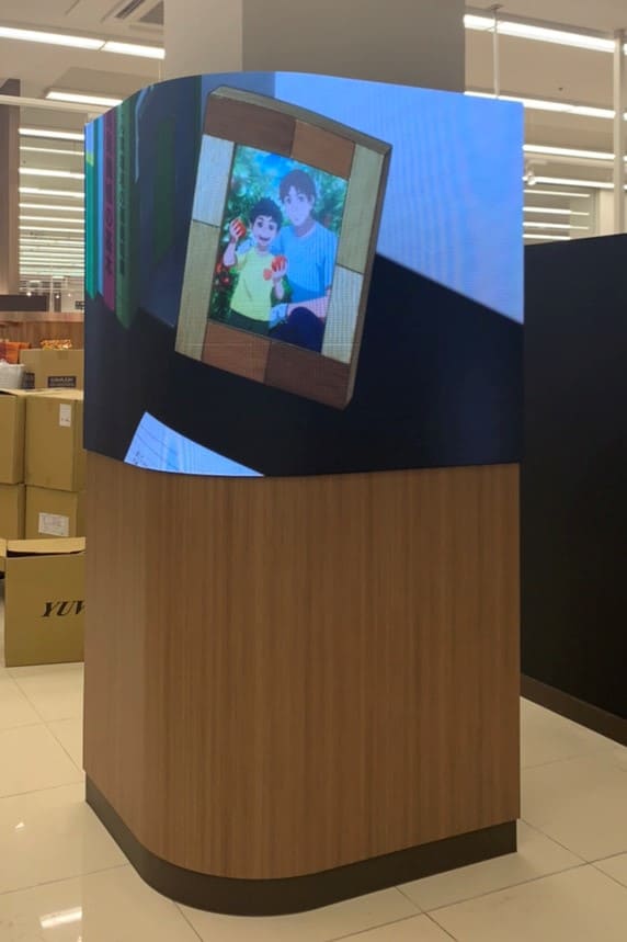 フレキシブルLEDデジタルサイネージ